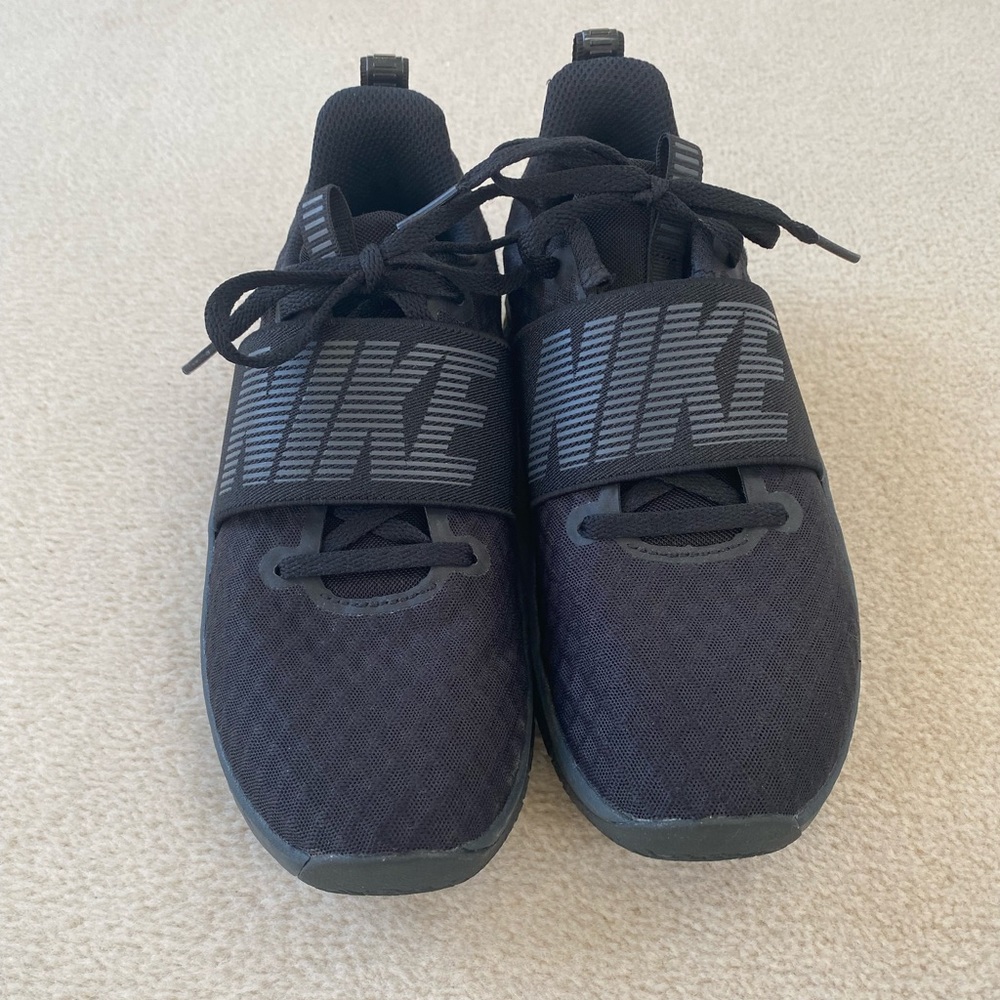NIKE WOMENS IN SEASON TR 9 TRAINING SHOE - BLACK - Size 5